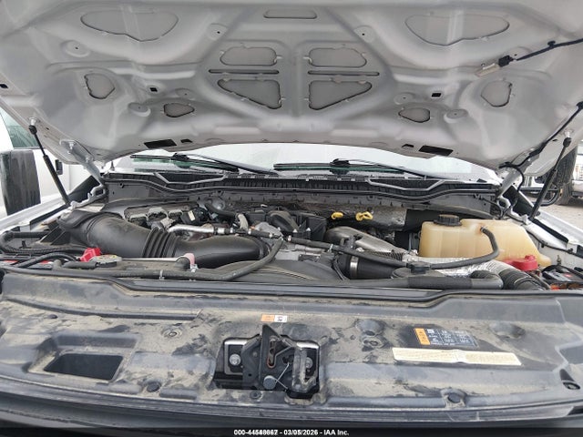 Ford F-450 Chassis Xl 2018 1FDAF4GT6JDA00259 Image 10