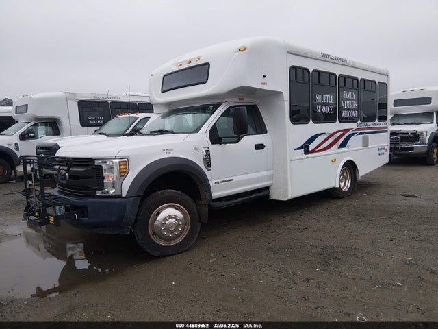Ford F-450 Chassis Xl 2018 1FDAF4GT6JDA00259 Image 2