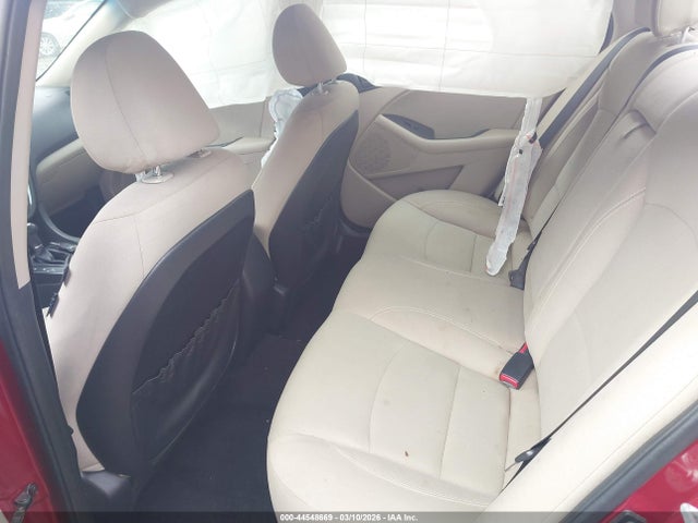 5XXGM4A79FG506827 KIA Optima Lx