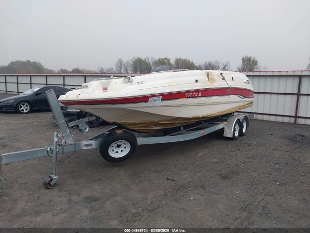 Auction sale of the 2001 Chapparal 232 Sunesta, vin: FGBV2403H001, lot number: 44548724