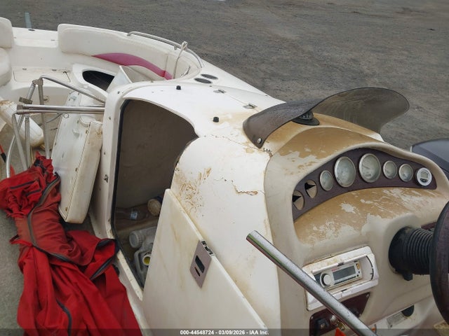 Auction sale of the 2001 Chapparal 232 Sunesta, vin: FGBV2403H001, lot number: 44548724