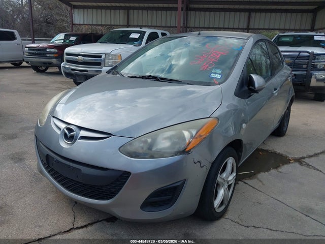 Mazda Mazda2 Sport 2014 JM1DE1KY3E0184336 Image 2