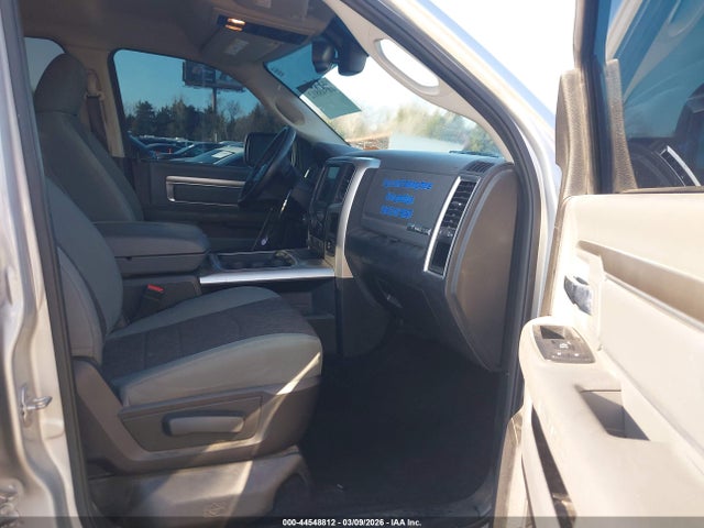 44548812 :رقم المزاد ، 1C6RR7TT6GS167030 vin ، 2016 Ram 1500 Big Horn مزاد بيع