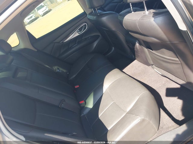 Продажа на аукционе авто 2018 Infiniti Q70 3.7x Luxe, vin: JN1BY1AR1JM220250, номер лота: 44548837