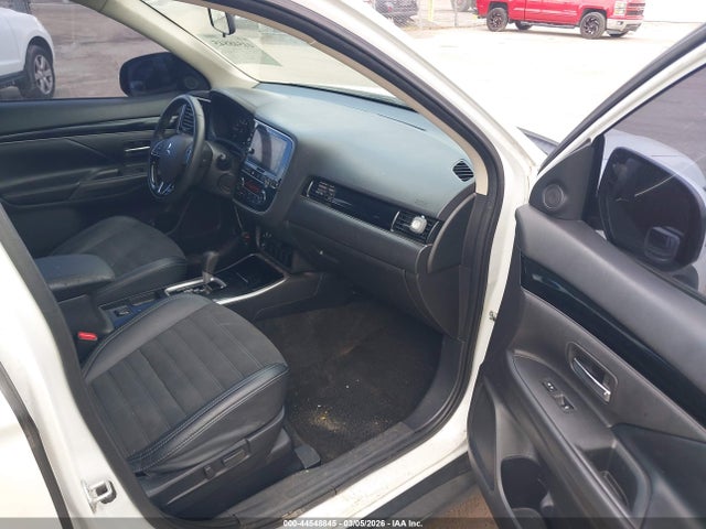2019 MITSUBISHI OUTLANDER JA4AD3A32KZ031469 Photo 4