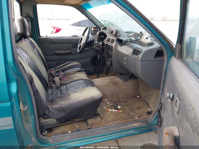 Продажа на аукционе авто 1995 Nissan Truck E/xe, vin: 1N6SD11S4SC472140, номер лота: 44548881