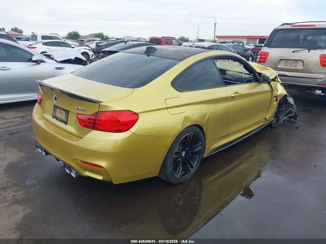 2016 BMW M4 WBS3R9C53GK336652 Photo 3