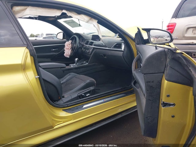 2016 BMW M4 WBS3R9C53GK336652 Photo 4