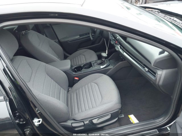 Продажа на аукционе авто 2025 Kia K4 Ex, vin: 3KPFU4DE9SE199703, номер лота: 44548963