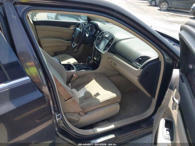 2012 Chrysler 300 მანქანა იყიდება აუქციონზე, vin: 2C3CCAAG6CH264317, აუქციონის ნომერი: 44548971