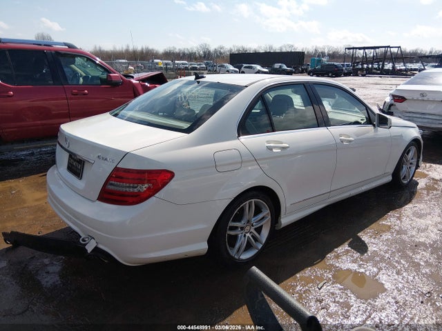 Продаж на аукціоні авто 2012 Mercedes-benz C 300 Sport 4matic, vin: WDDGF8BB5CR208391, номер лоту: 44548991