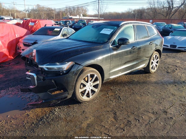 2021 VOLVO XC60 YV4A22RLXM1688836 Photo 1