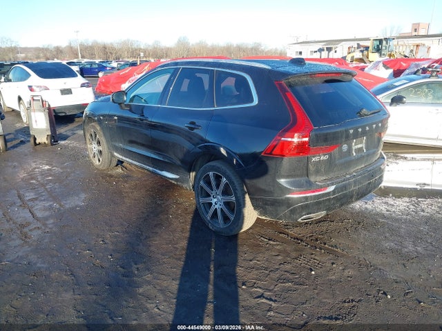 2021 VOLVO XC60 YV4A22RLXM1688836 Photo 2