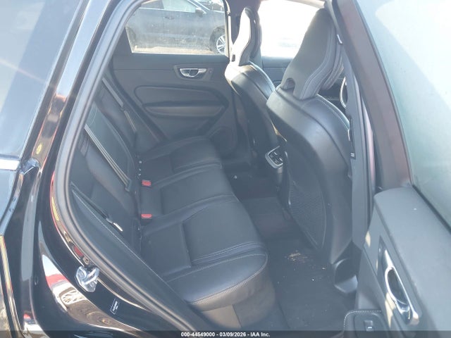 2021 VOLVO XC60 YV4A22RLXM1688836 Photo 7