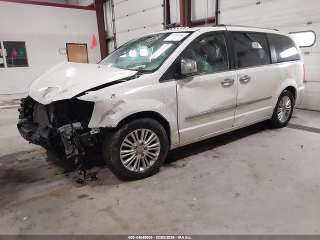 44549008 :رقم المزاد ، 2C4RC1GG6DR745855 vin ، 2013 Chrysler Town & Country Limited مزاد بيع