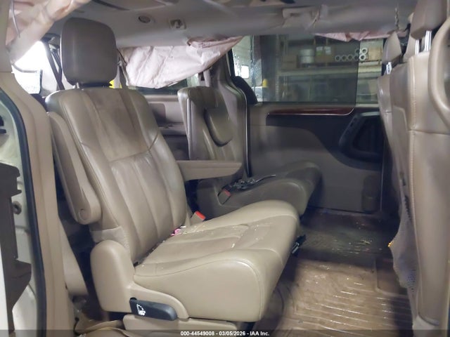 44549008 :رقم المزاد ، 2C4RC1GG6DR745855 vin ، 2013 Chrysler Town & Country Limited مزاد بيع
