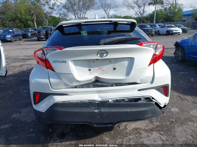 44549028 :رقم المزاد ، NMTKHMBX0MR131157 vin ، 2021 Toyota C-hr Le مزاد بيع
