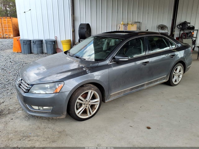 2014 Volkswagen Passat 2.0l Tdi Sel Premium მანქანა იყიდება აუქციონზე, vin: 1VWCN7A30EC005010, აუქციონის ნომერი: 44549032