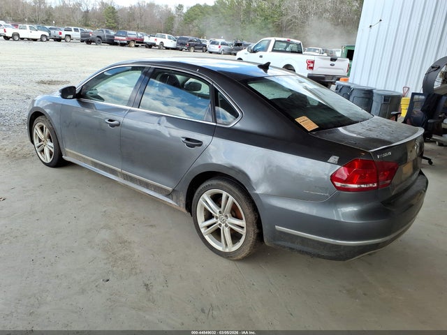 2014 Volkswagen Passat 2.0l Tdi Sel Premium მანქანა იყიდება აუქციონზე, vin: 1VWCN7A30EC005010, აუქციონის ნომერი: 44549032