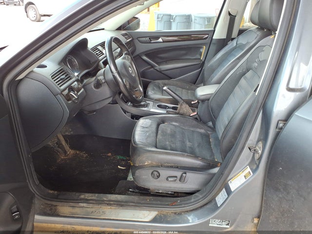 2014 Volkswagen Passat 2.0l Tdi Sel Premium მანქანა იყიდება აუქციონზე, vin: 1VWCN7A30EC005010, აუქციონის ნომერი: 44549032