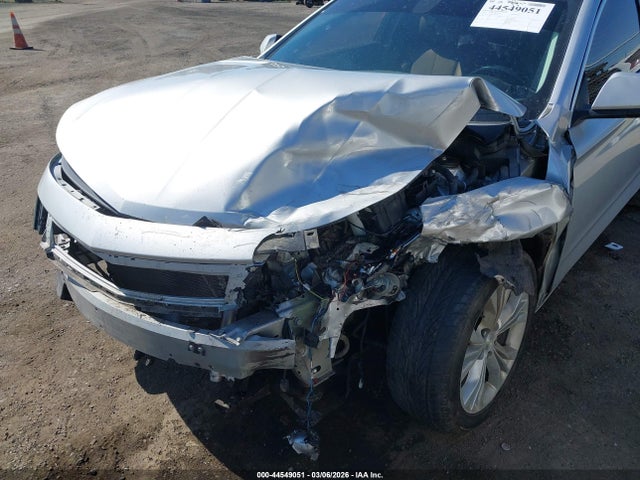 1G1125S3XEU143677 Chevrolet Impala 2lt