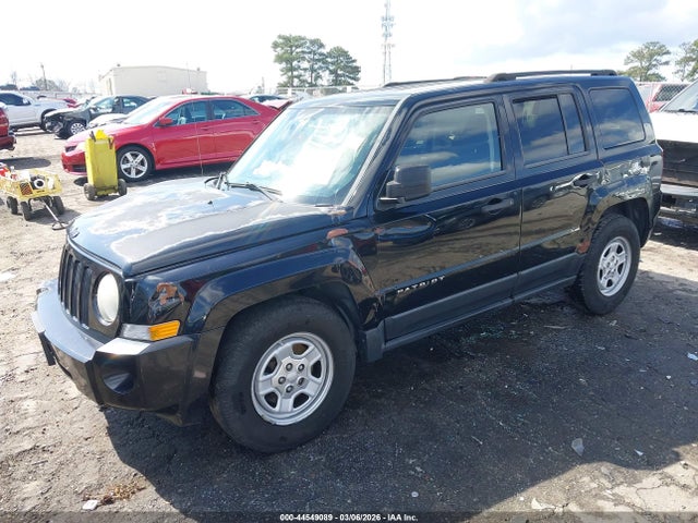 44549089 :رقم المزاد ، 1C4NJPBA2CD602476 vin ، 2012 Jeep Patriot Sport مزاد بيع