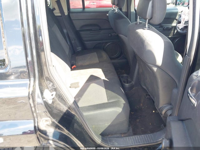 44549089 :رقم المزاد ، 1C4NJPBA2CD602476 vin ، 2012 Jeep Patriot Sport مزاد بيع