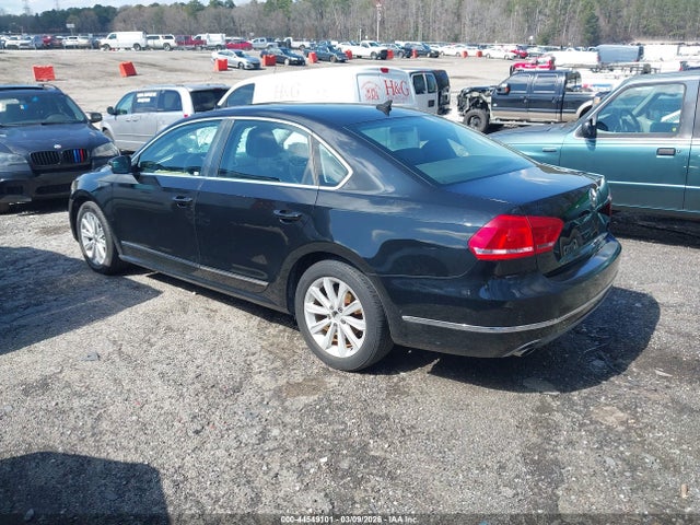 44549101 :رقم المزاد ، 1VWCH7A34DC040221 vin ، 2013 Volkswagen Passat 2.5l Sel Premium مزاد بيع