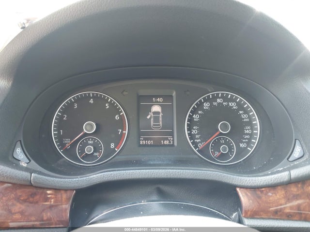 44549101 :رقم المزاد ، 1VWCH7A34DC040221 vin ، 2013 Volkswagen Passat 2.5l Sel Premium مزاد بيع