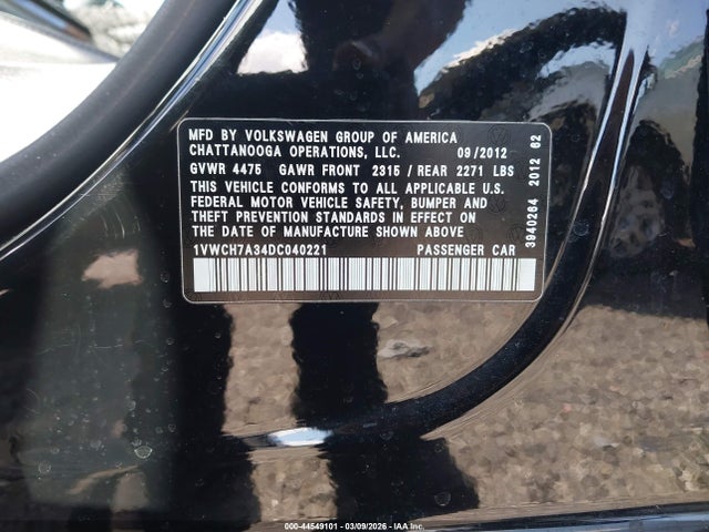 44549101 :رقم المزاد ، 1VWCH7A34DC040221 vin ، 2013 Volkswagen Passat 2.5l Sel Premium مزاد بيع