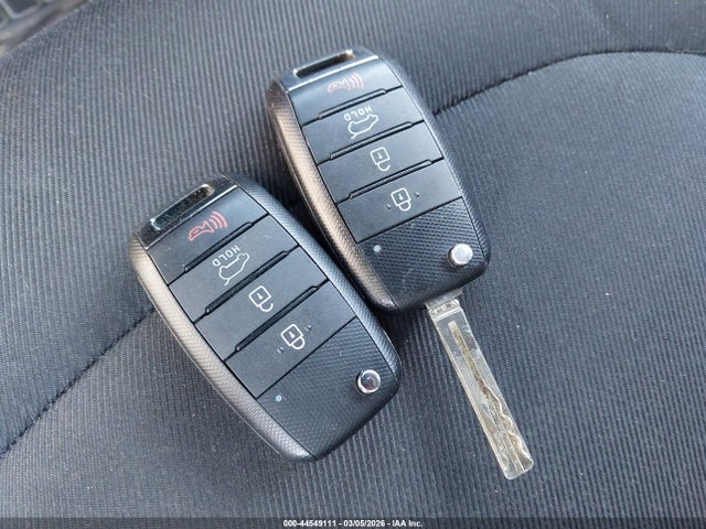 KIA SOUL + 2015 KNDJP3A54F7162001 Image 11
