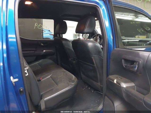 44549123 :رقم المزاد ، 3TMGZ5AN5JM148462 vin ، 2018 Toyota Tacoma Limited مزاد بيع