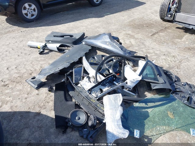 Продаж на аукціоні авто 2025 Tesla Model 3 Long Range All-wheel Drive, vin: 5YJ3E1EB3SF025610, номер лоту: 44549144