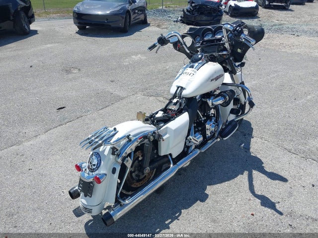 2011 HARLEY-DAVIDSON FLHX 1HD1KB41XBB615884 Photo 3