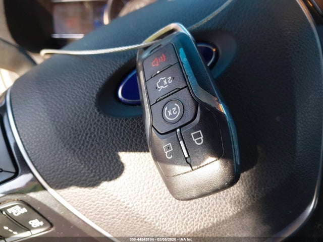 44549194 :رقم المزاد ، 1FM5K7F88GGB61523 vin ، 2016 Ford Explorer Limited مزاد بيع