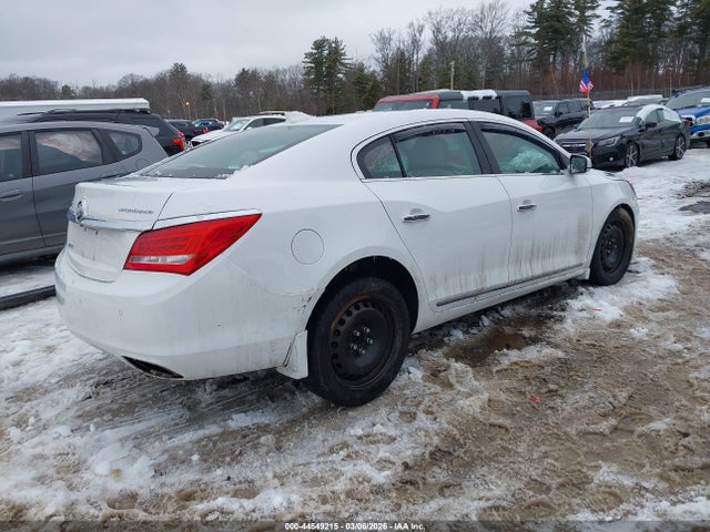 2015 Buick Lacrosse მანქანა იყიდება აუქციონზე, vin: 1G4GB5G3XFF204165, აუქციონის ნომერი: 44549215