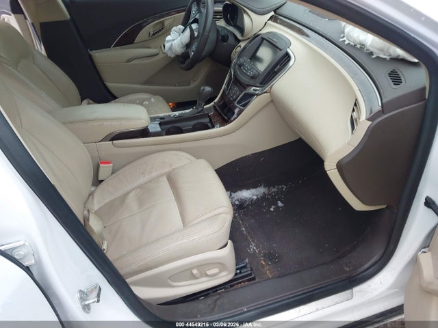 2015 Buick Lacrosse მანქანა იყიდება აუქციონზე, vin: 1G4GB5G3XFF204165, აუქციონის ნომერი: 44549215