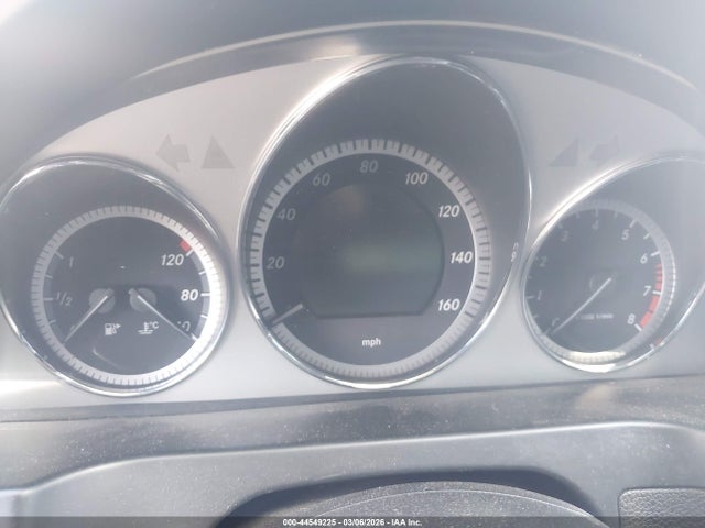 Продаж на аукціоні авто 2011 Mercedes-benz C 300 Luxury/sport, vin: WDDGF5EB4BF657300, номер лоту: 44549225