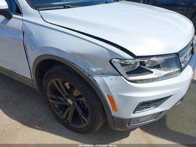 Продажа на аукционе авто 2018 Volkswagen Tiguan 2.0t Se/2.0t Sel, vin: 3VV3B7AX8JM020525, номер лота: 44549252