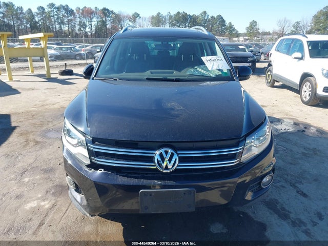 WVGTV7AX1HK013743 Volkswagen Tiguan 2.0t Sport