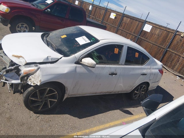 Nissan Versa 1.6 S+ 2018 3N1CN7APXJL842533 Image 14