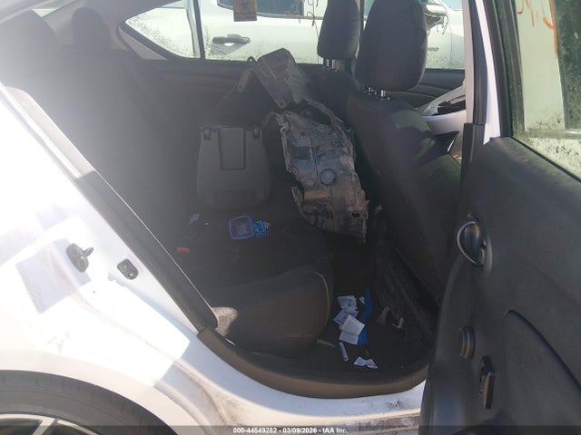 Nissan Versa 1.6 S+ 2018 3N1CN7APXJL842533 Image 8