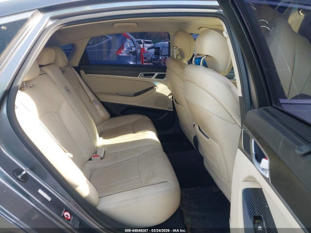 44549287 :رقم المزاد ، KMHGN4JE3GU106264 vin ، 2016 Hyundai Genesis 3.8 مزاد بيع