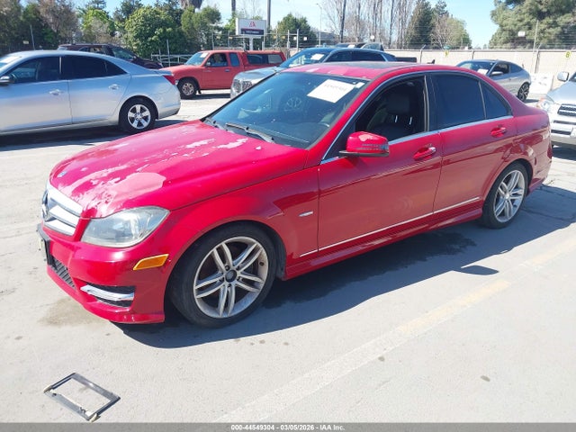 44549304 :رقم المزاد ، WDDGF4HB0CA638554 vin ، 2012 Mercedes-benz C 250 Sport مزاد بيع