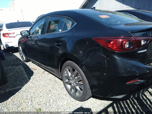 3MZBN1V39JM245474 Mazda Mazda3 Touring