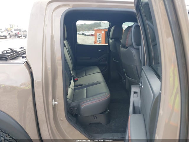 1N6ED1EK6NN646936 Nissan Frontier Pro-4x 4x4