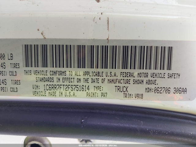 44549376 :رقم المزاد ، 1C6RR7FT2FS751614 vin ، 2015 Ram 1500 Express مزاد بيع