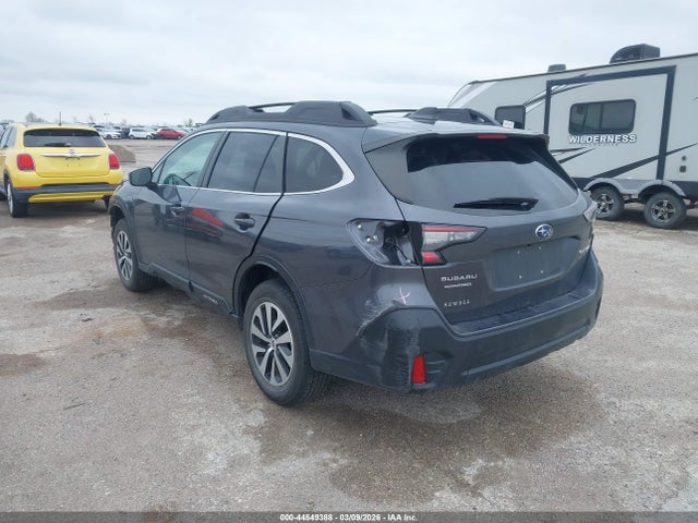 44549388 :رقم المزاد ، 4S4BTADC8N3122908 vin ، 2022 Subaru Outback Premium مزاد بيع