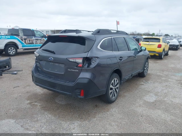 44549388 :رقم المزاد ، 4S4BTADC8N3122908 vin ، 2022 Subaru Outback Premium مزاد بيع