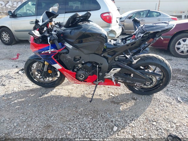Продаж на аукціоні авто 2023 Honda Cbr1000 Ra, vin: JH2SC7750PK600372, номер лоту: 44549406